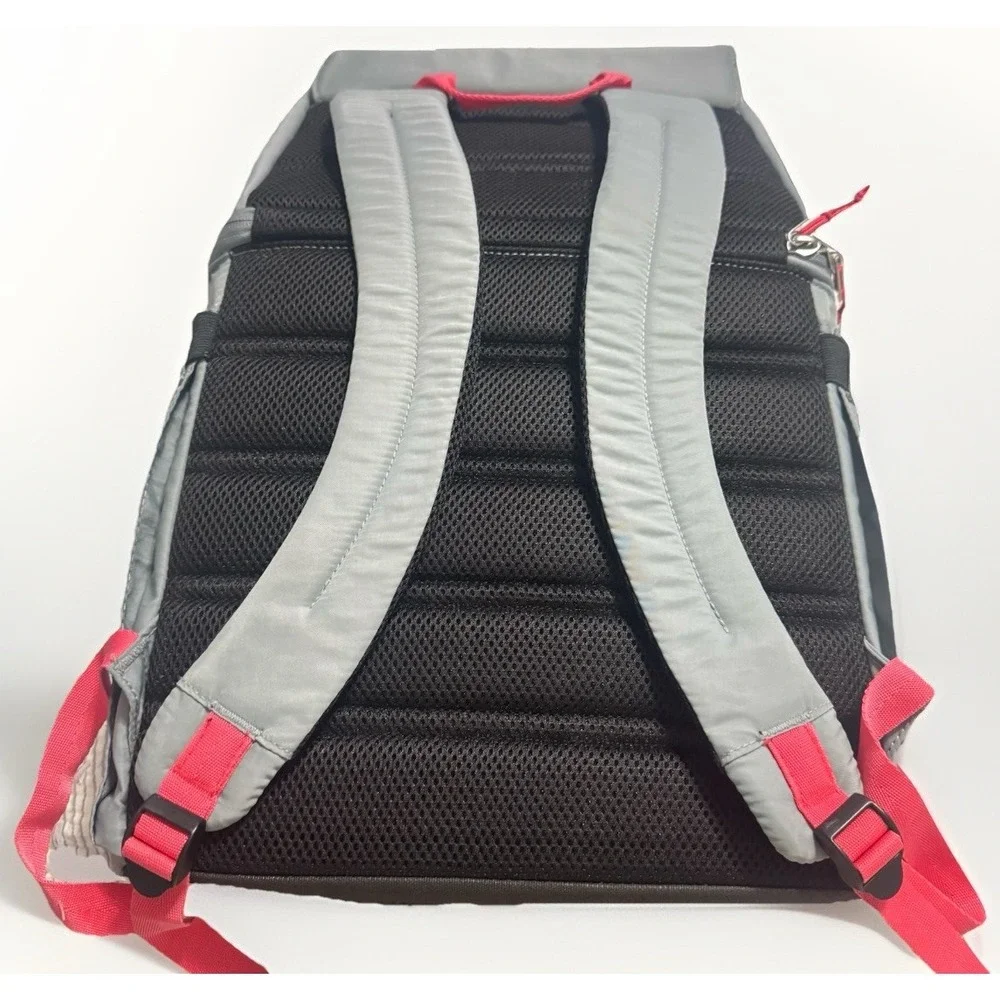 Coleman Grey Collapsible Insulated Backpack Cooler Bag Lunch Travel NWOT - Picture 3 of 5